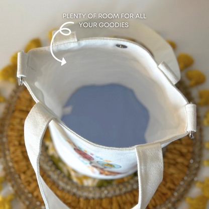 inside of the white canvas bucket bag showing the space of the bag